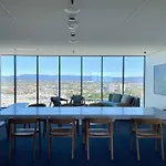 Stunning Riverview 1Bedroom Serviced Apt