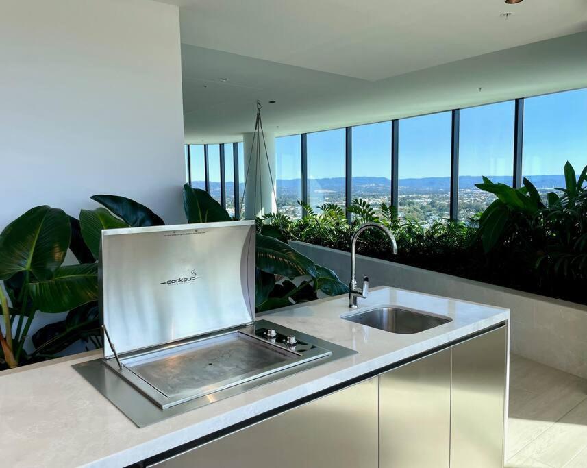 Stunning Riverview 1bedroom Serviced Apt Apartment Gold Coast